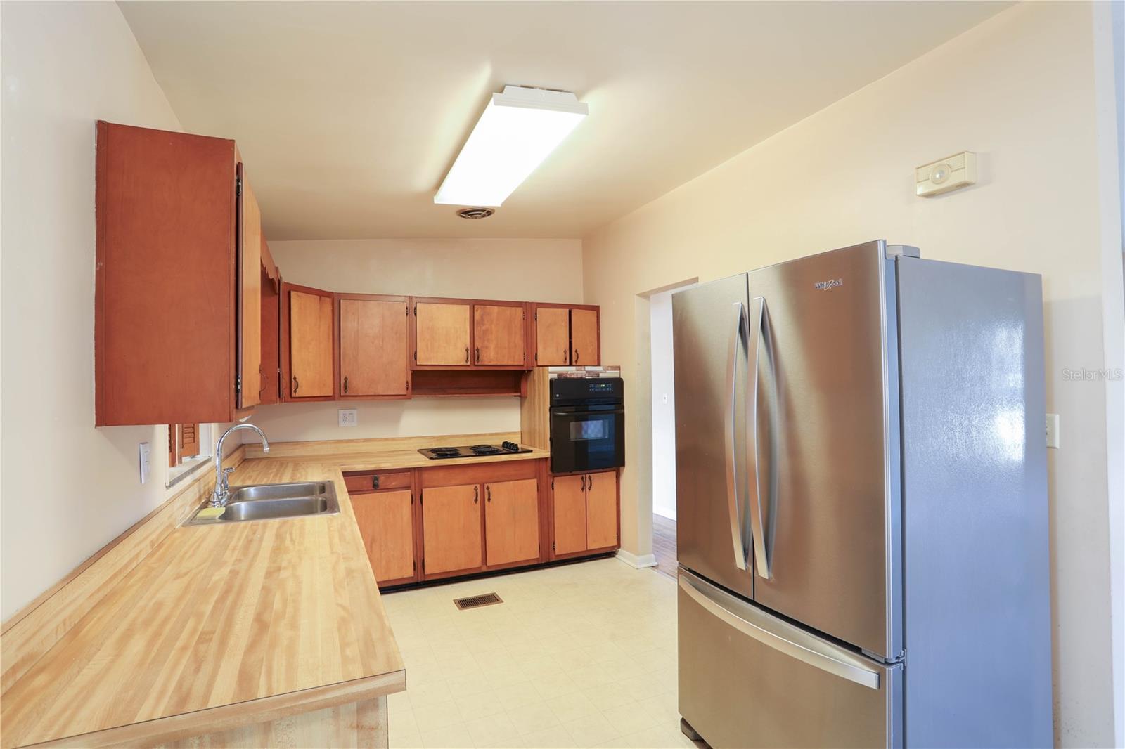 1704 EDMUNDSHIRE RD, ORLANDO, FL, 32812