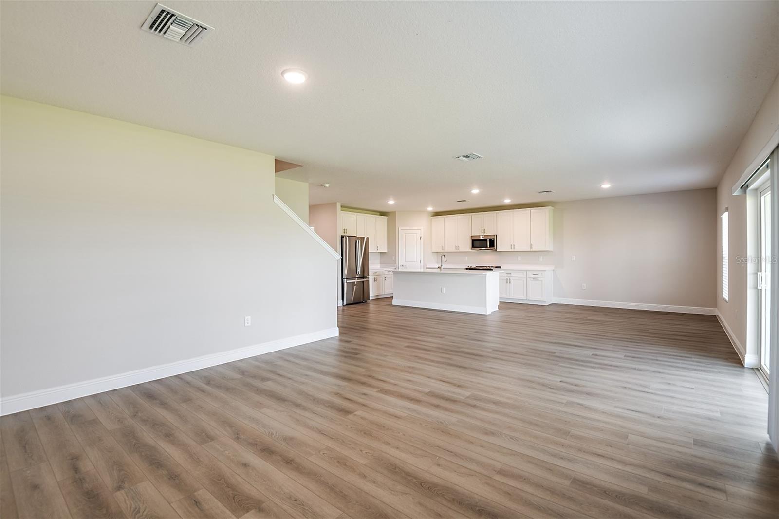 9886 ANNUNCIATION DR, WESLEY CHAPEL, FL, 33545