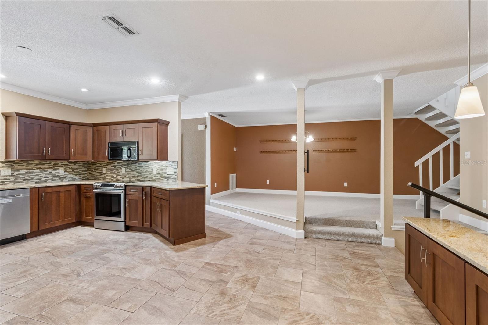 487 PINELLAS BAYWAY S #207, ST PETERSBURG, FL, 33715