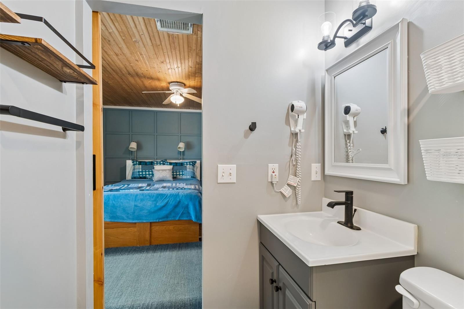 487 PINELLAS BAYWAY S #207, ST PETERSBURG, FL, 33715