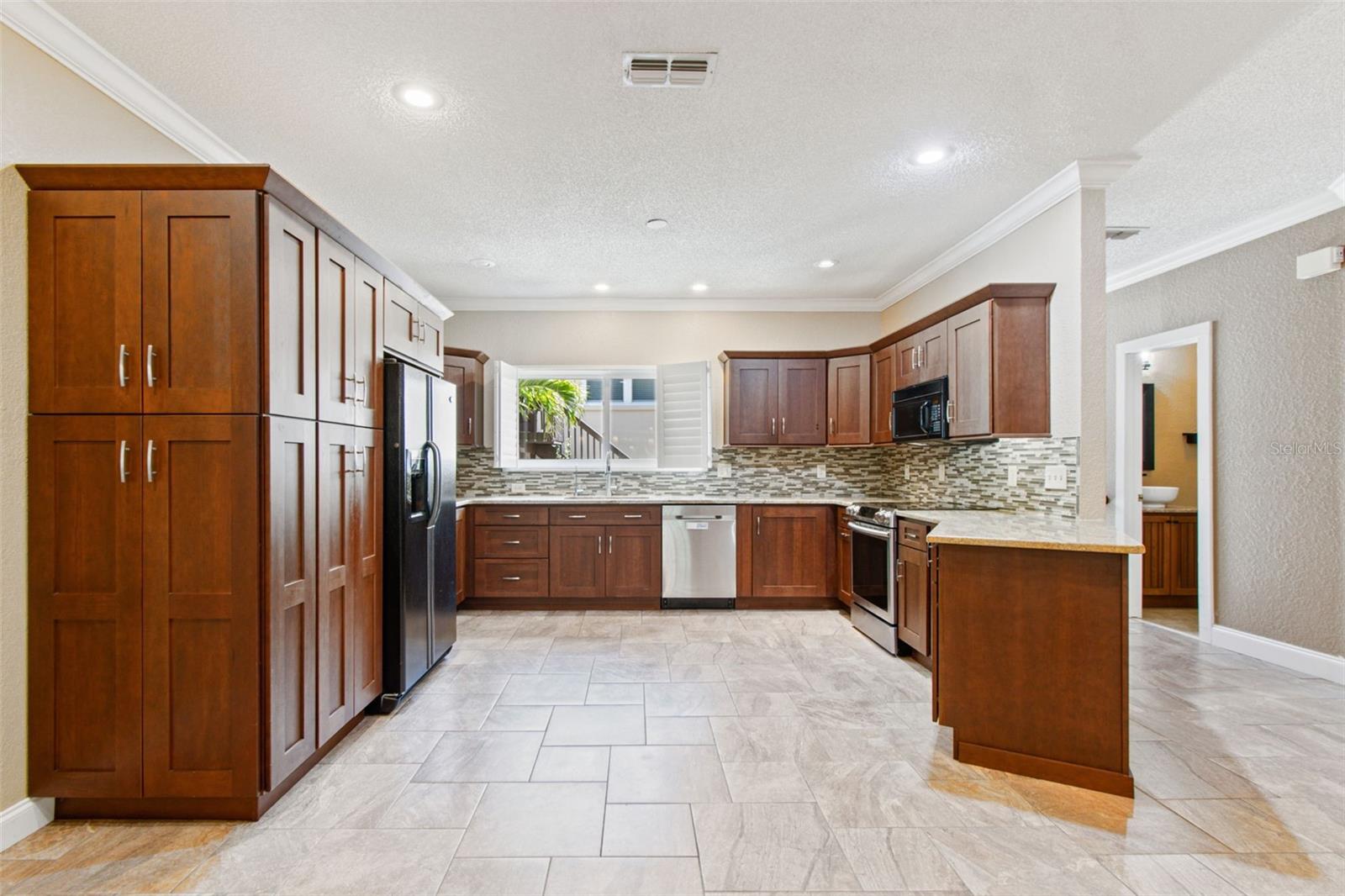 487 PINELLAS BAYWAY S #207, ST PETERSBURG, FL, 33715