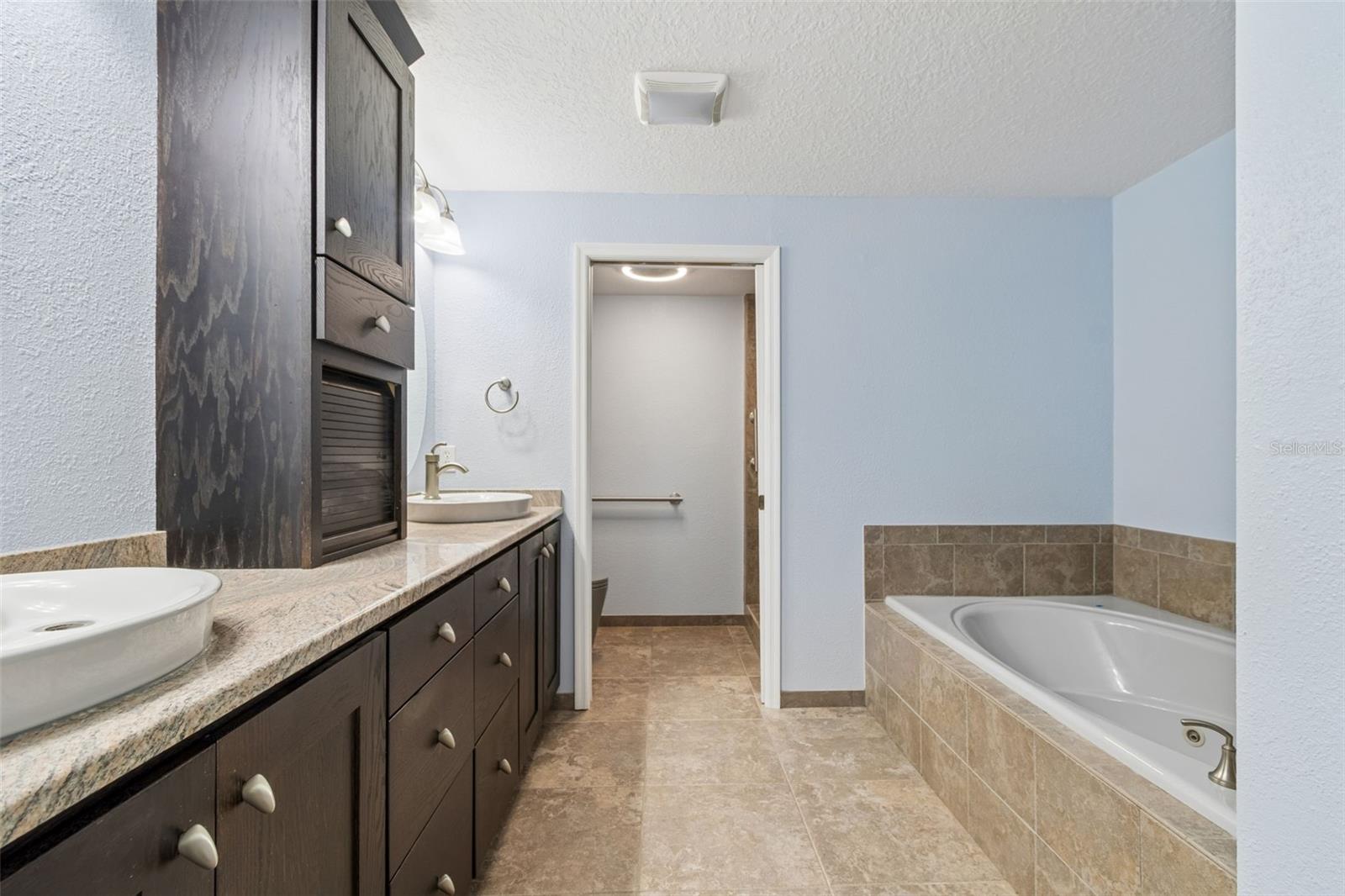 487 PINELLAS BAYWAY S #207, ST PETERSBURG, FL, 33715