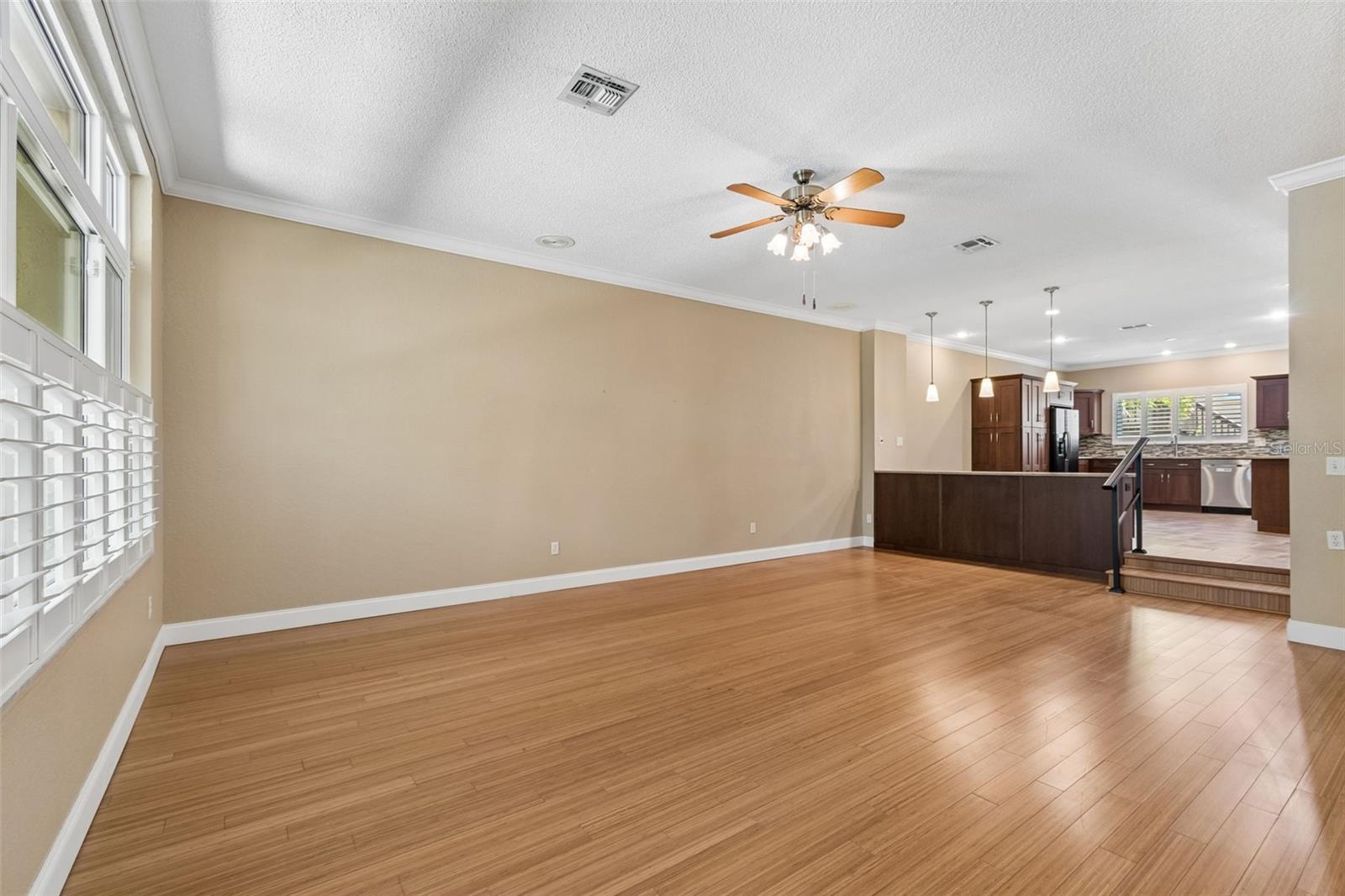 487 PINELLAS BAYWAY S #207, ST PETERSBURG, FL, 33715