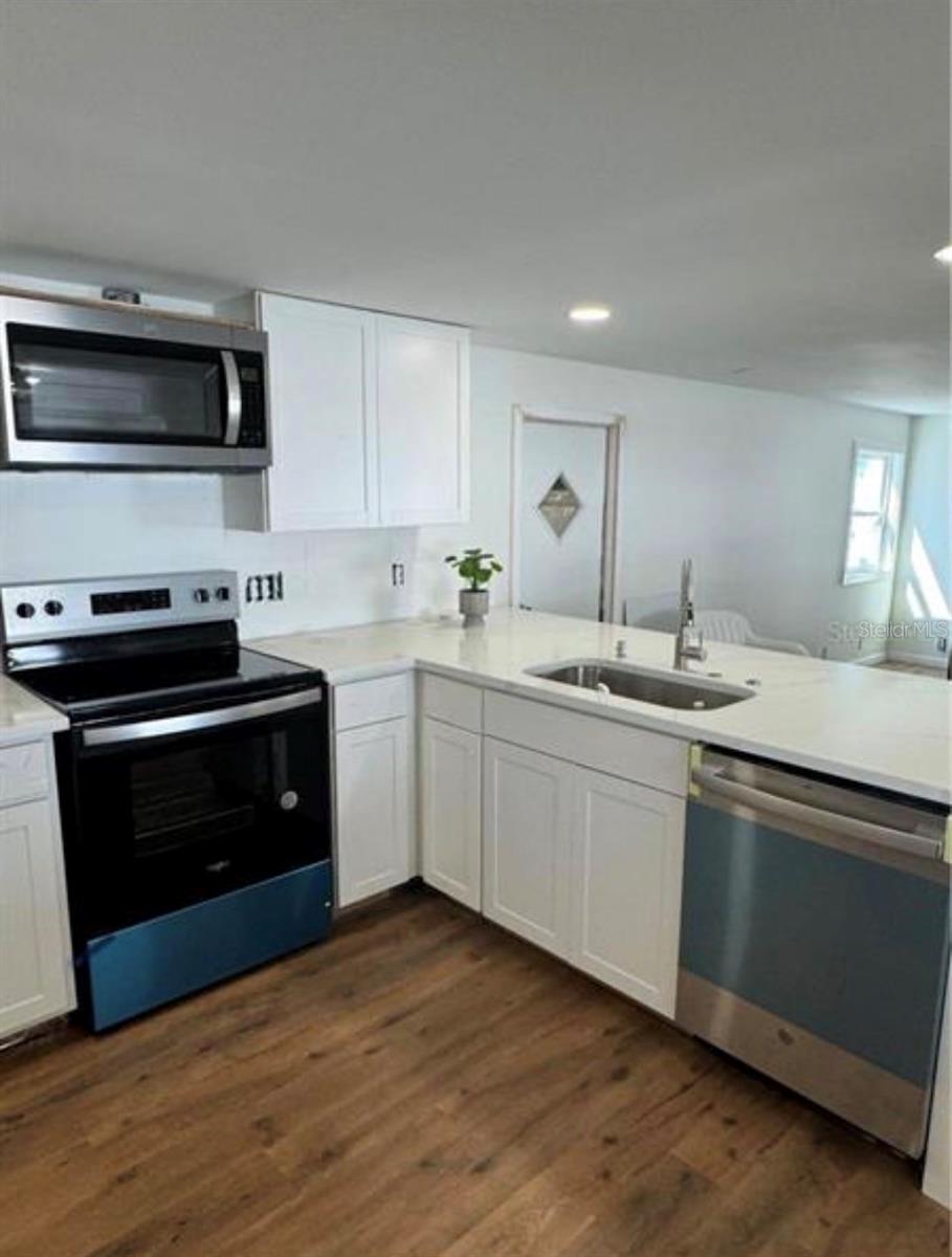 105 DEL RIO DR, PALMETTO, FL, 34221