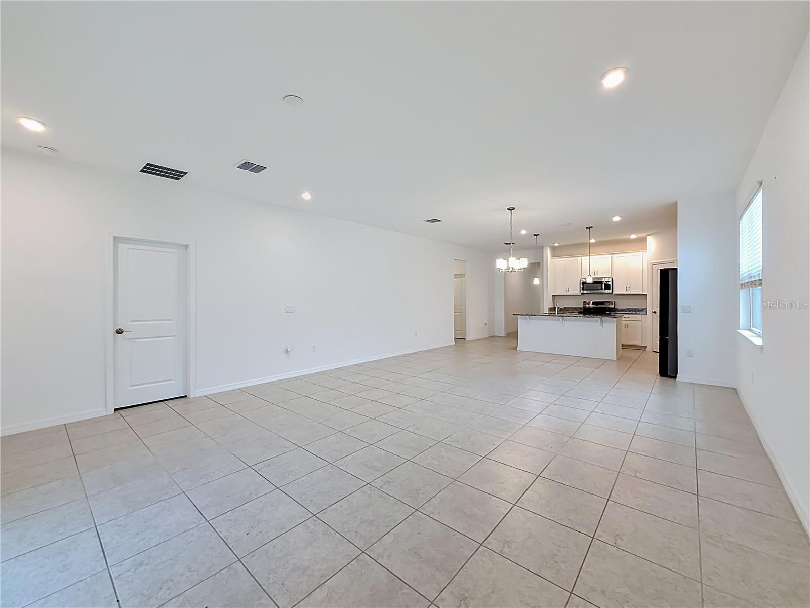 418 QUAYSIDE AVE, MASCOTTE, FL, 34753