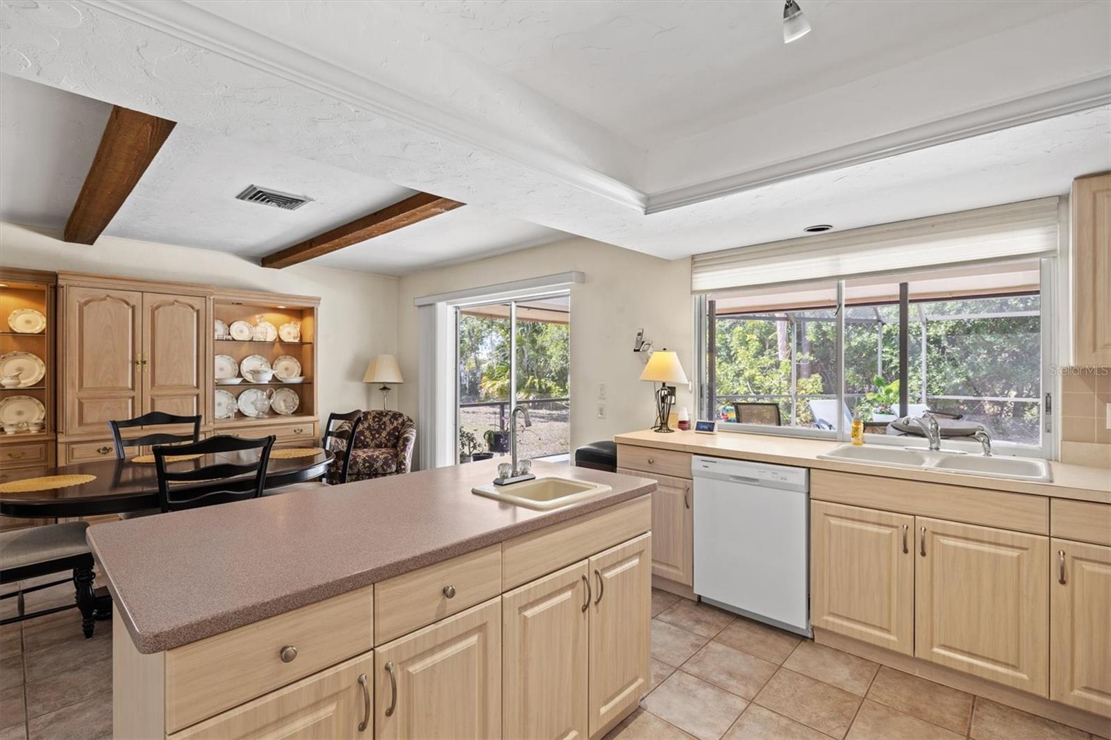 6533 BOWLINE DR, SARASOTA, FL, 34231