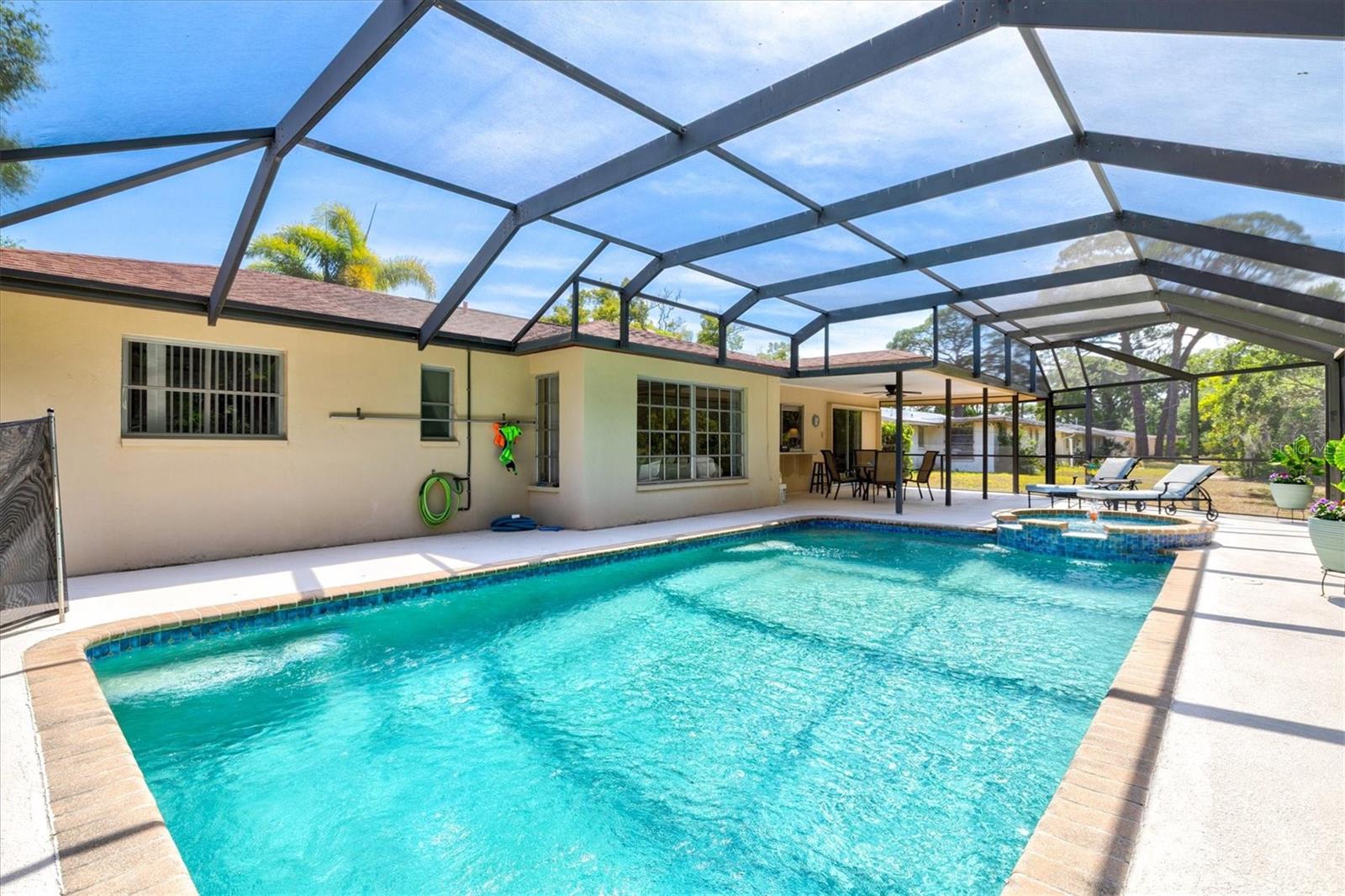 6533 BOWLINE DR, SARASOTA, FL, 34231