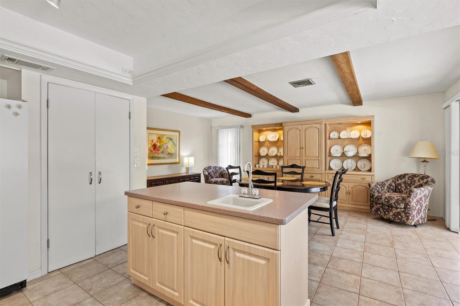 6533 BOWLINE DR, SARASOTA, FL, 34231