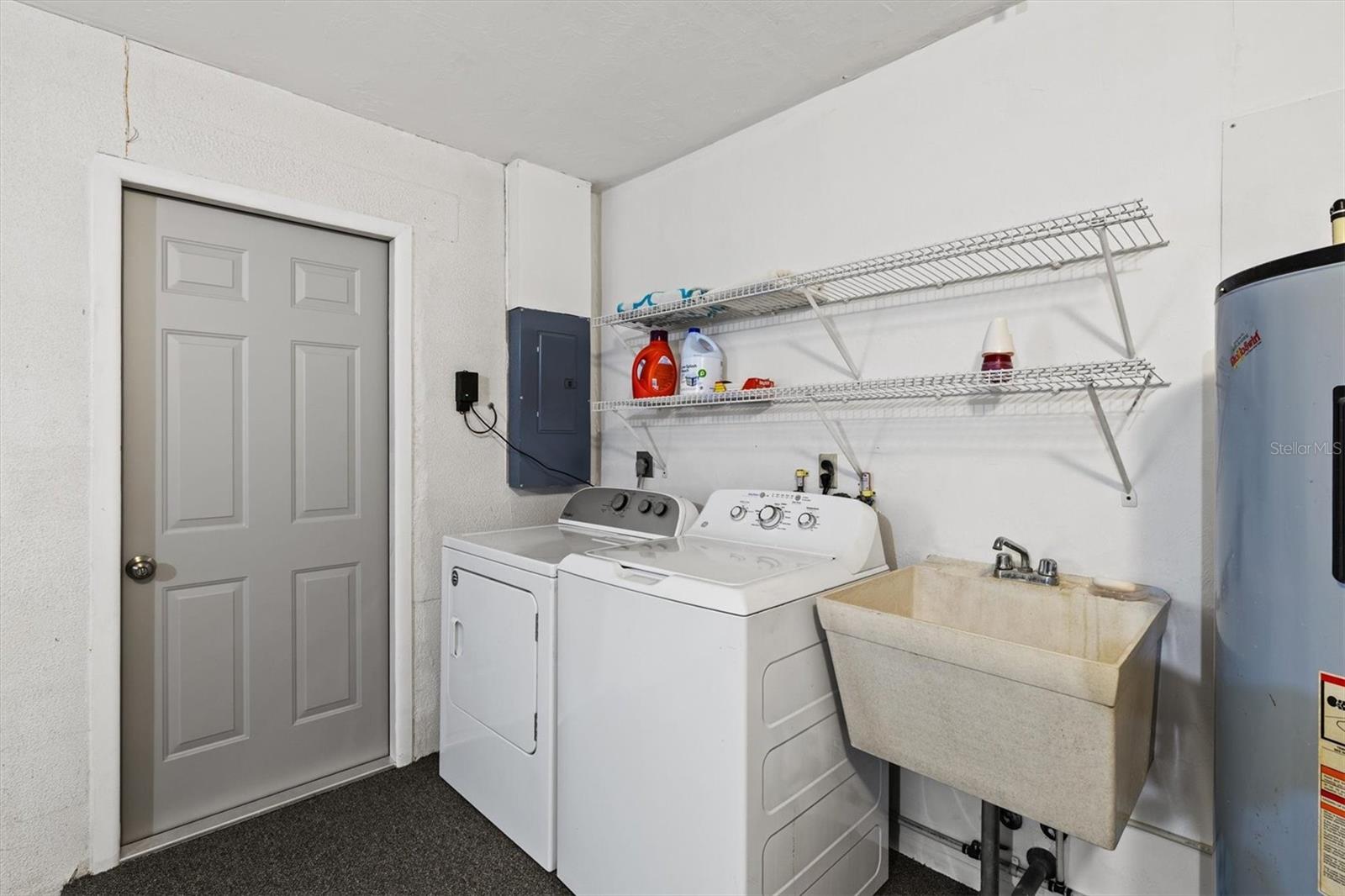 6533 BOWLINE DR, SARASOTA, FL, 34231