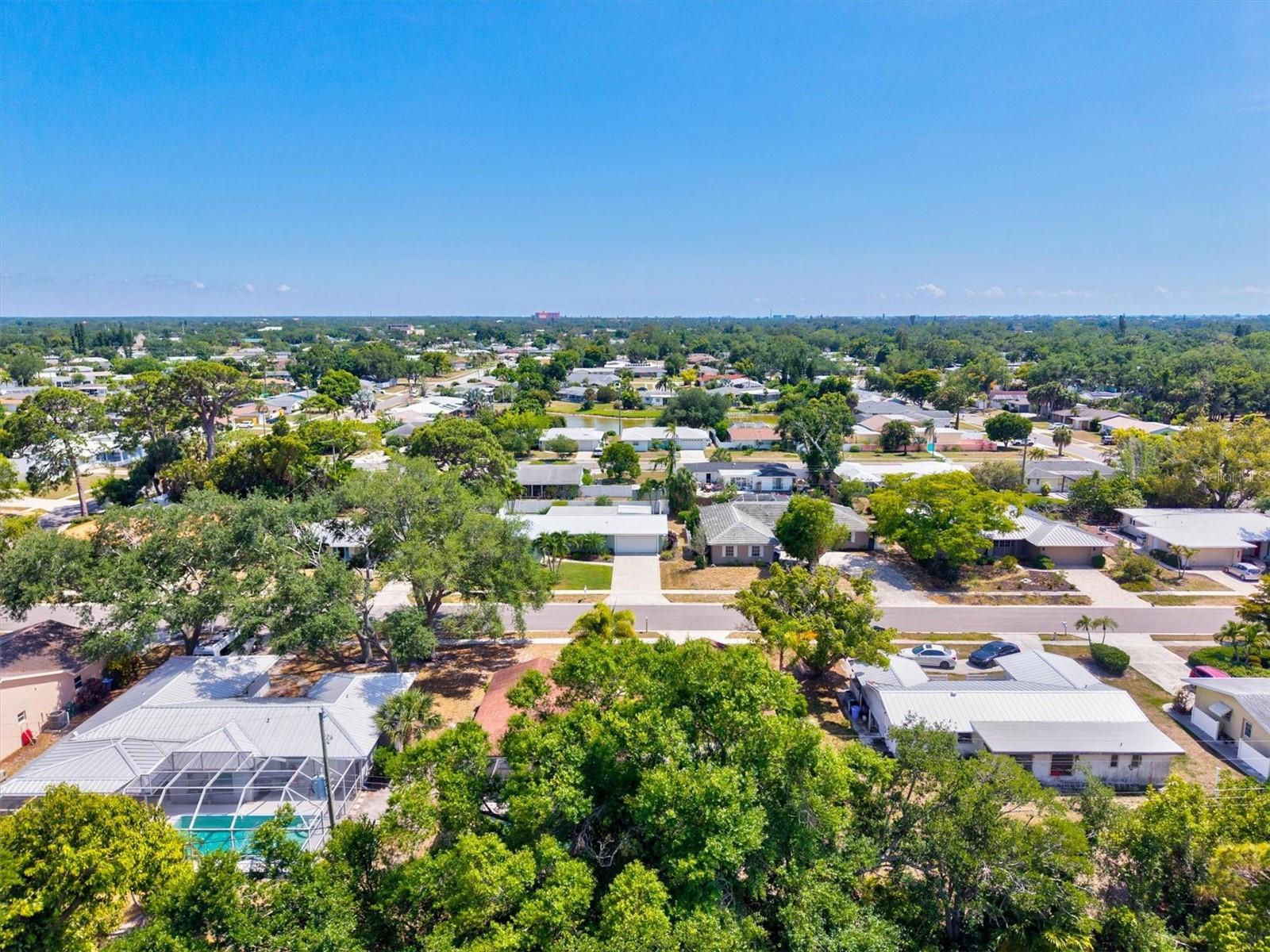6533 BOWLINE DR, SARASOTA, FL, 34231