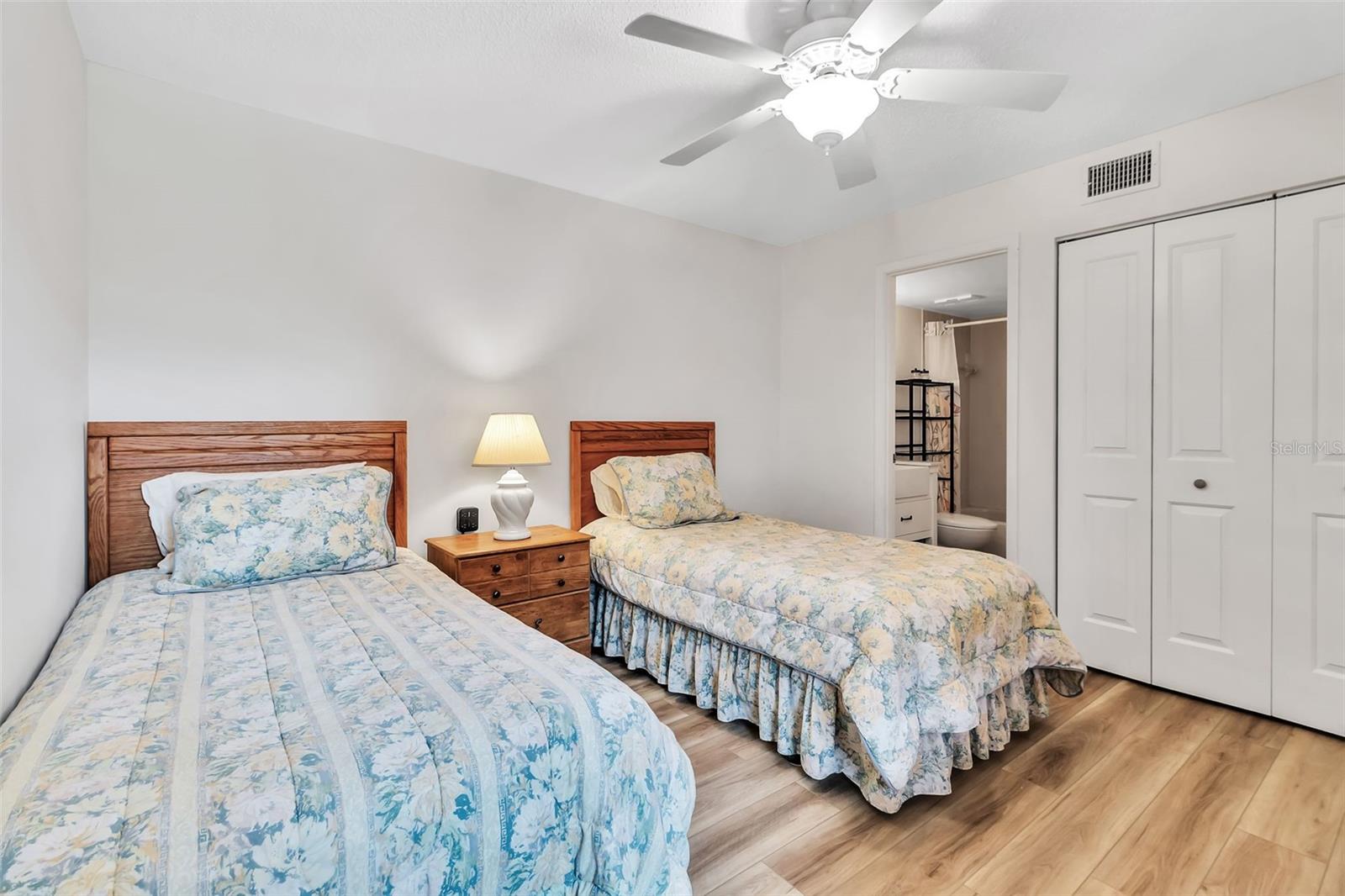 5224 LAKE VILLAGE DR #67, SARASOTA, FL, 34235