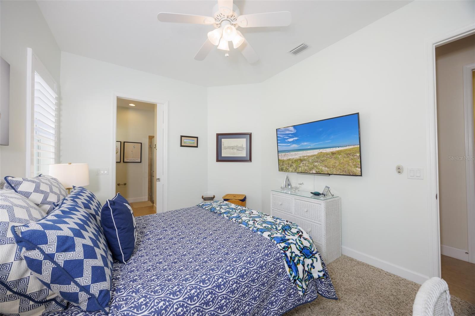 1618 EMERALD DUNES DR, SUN CITY CENTER, FL, 33573