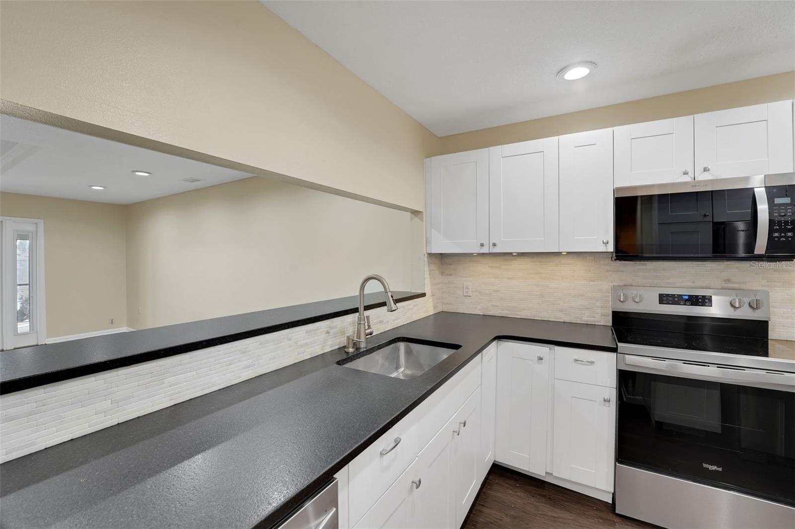 606 ORANGE BLOSSOM DR, WINTER HAVEN, FL, 33880