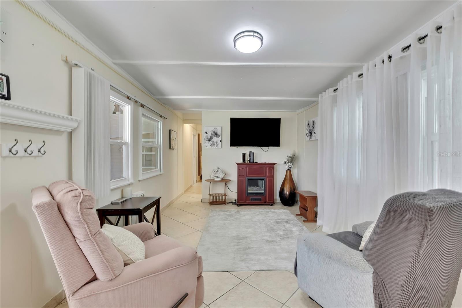 800 32ND AVE S #606, ST PETERSBURG, FL, 33705