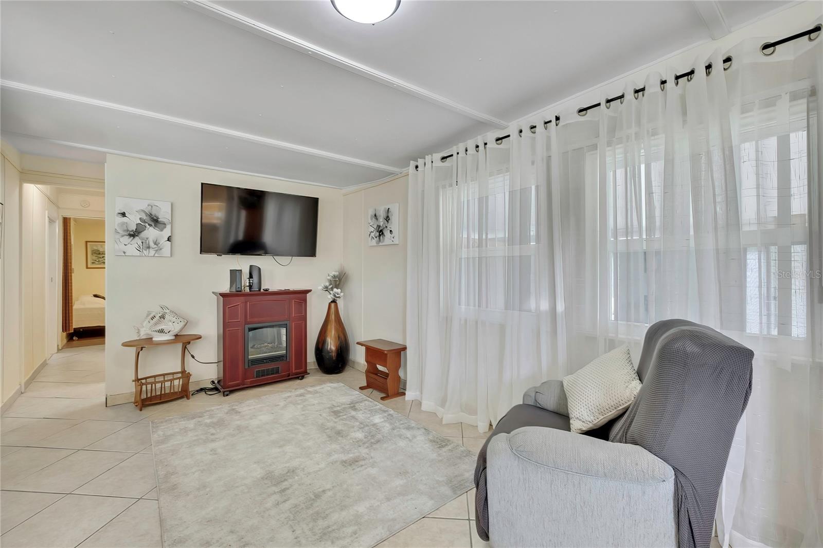 800 32ND AVE S #606, ST PETERSBURG, FL, 33705
