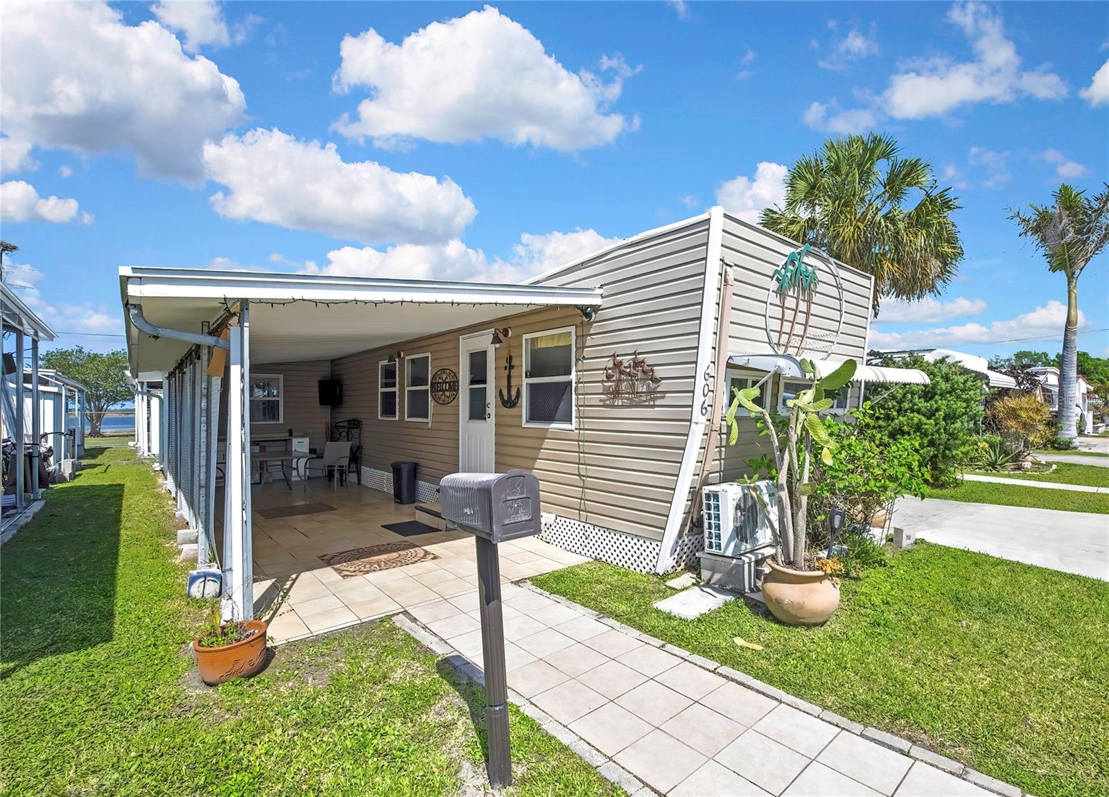 800 32ND AVE S #606, ST PETERSBURG, FL, 33705