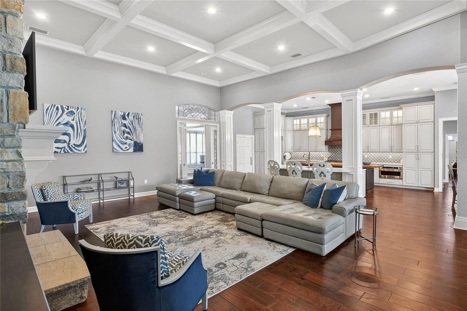 5019 LAKE IN THE WOODS BLVD, LAKELAND, FL, 33813