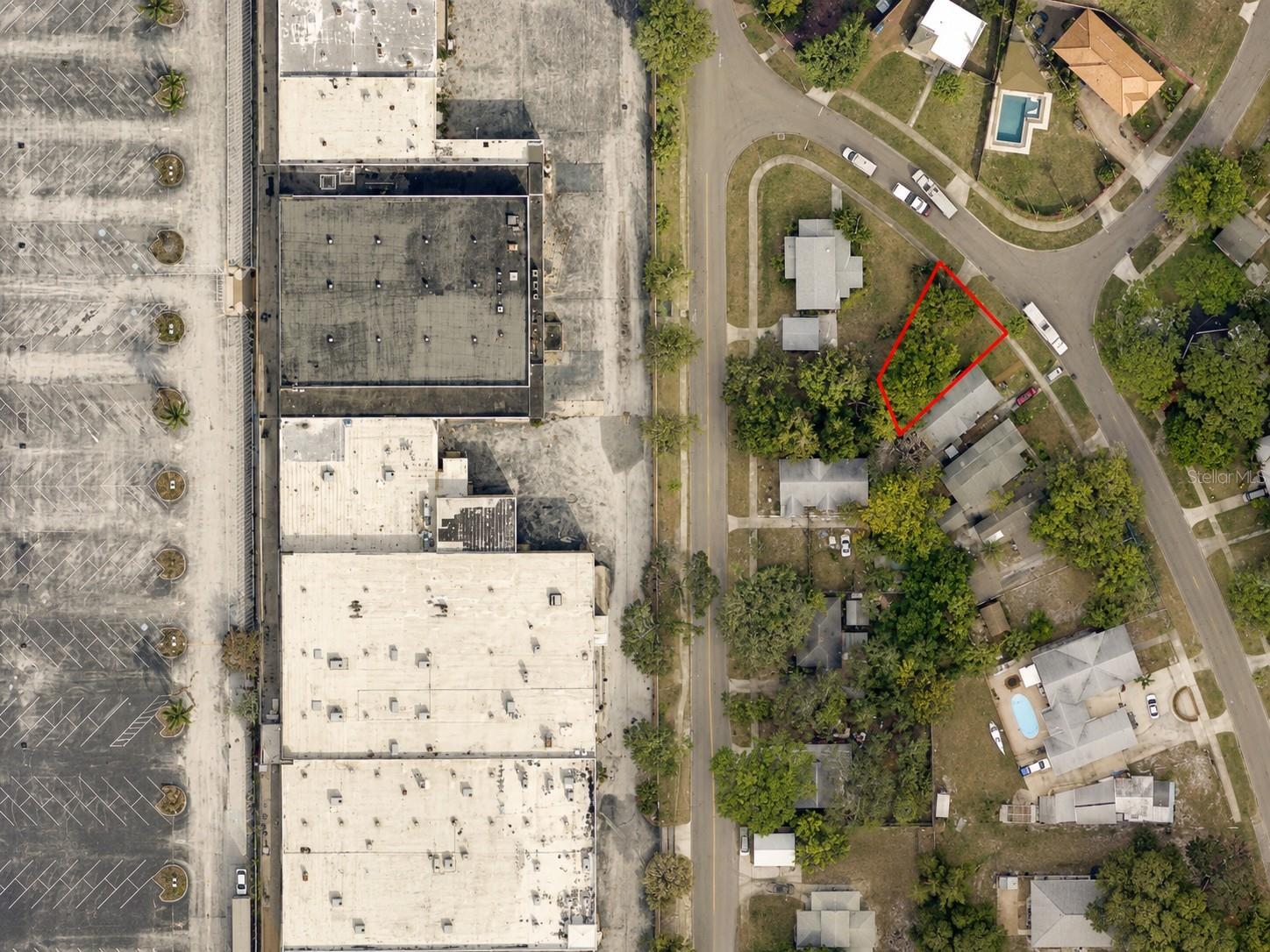 JUANITA WAY S, ST PETERSBURG, FL, 33705
