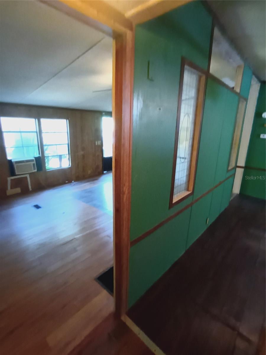 3128 CR 418, LAKE PANASOFFKEE, FL, 33538
