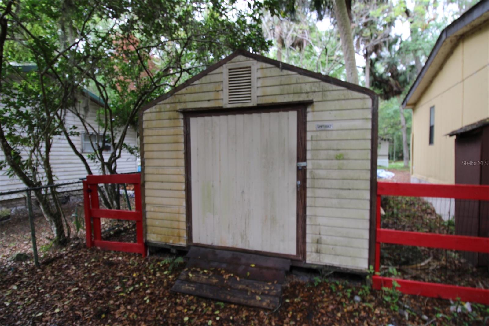 3128 CR 418, LAKE PANASOFFKEE, FL, 33538