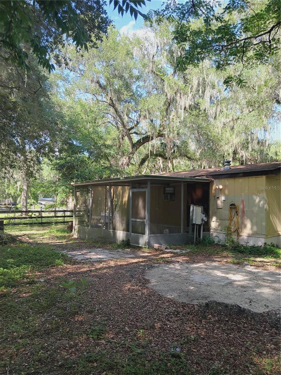 3128 CR 418, LAKE PANASOFFKEE, FL, 33538