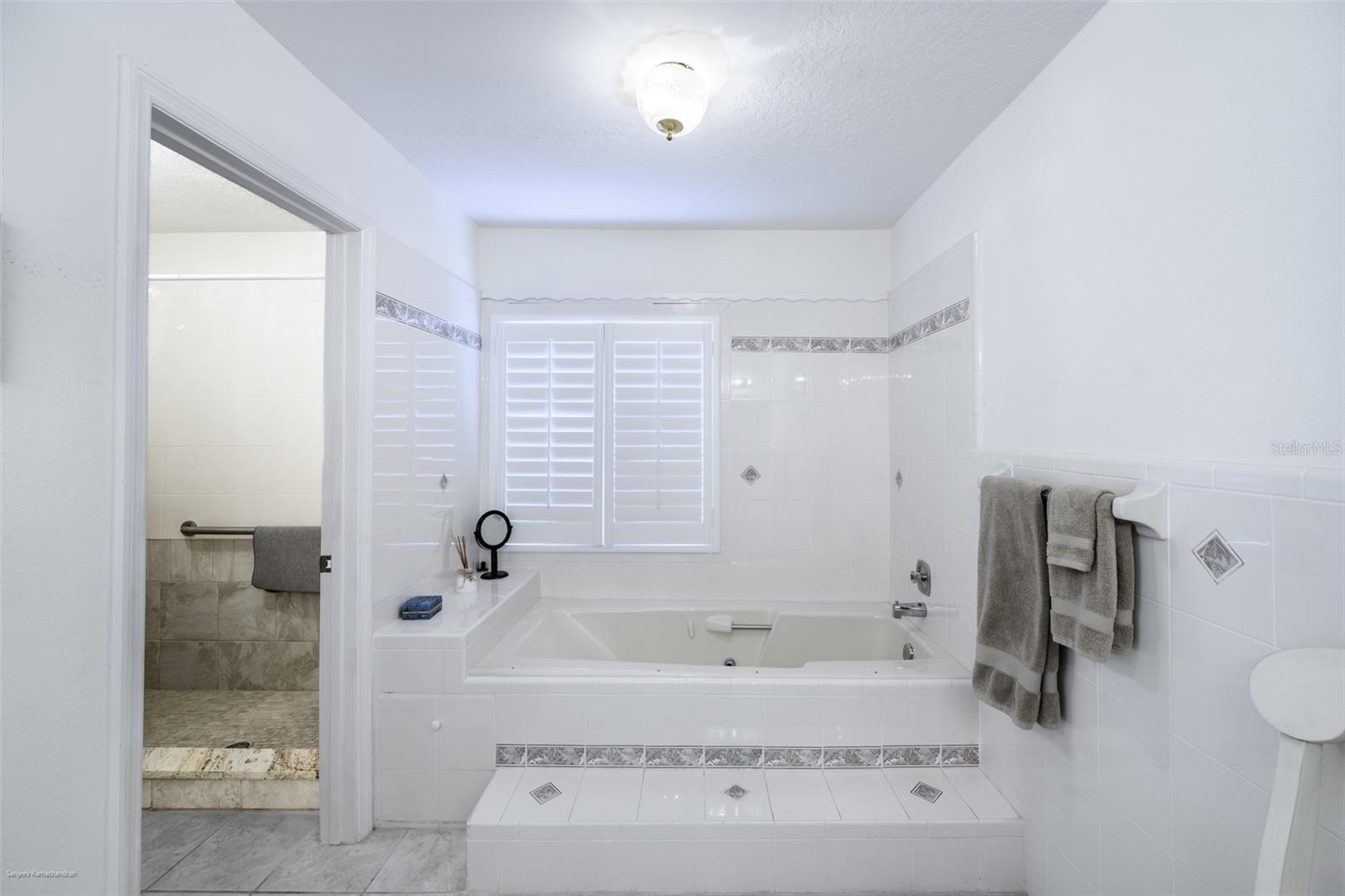 1477 PARK BEACH CIR #33, PUNTA GORDA, FL, 33950