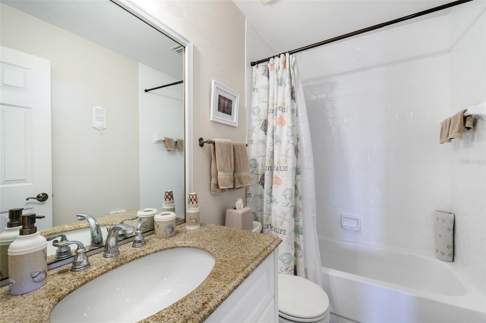 1477 PARK BEACH CIR #33, PUNTA GORDA, FL, 33950