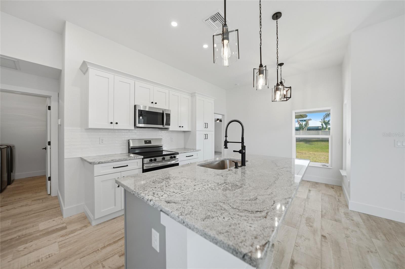 8846 SW LIVERPOOL RD, ARCADIA, FL, 34269