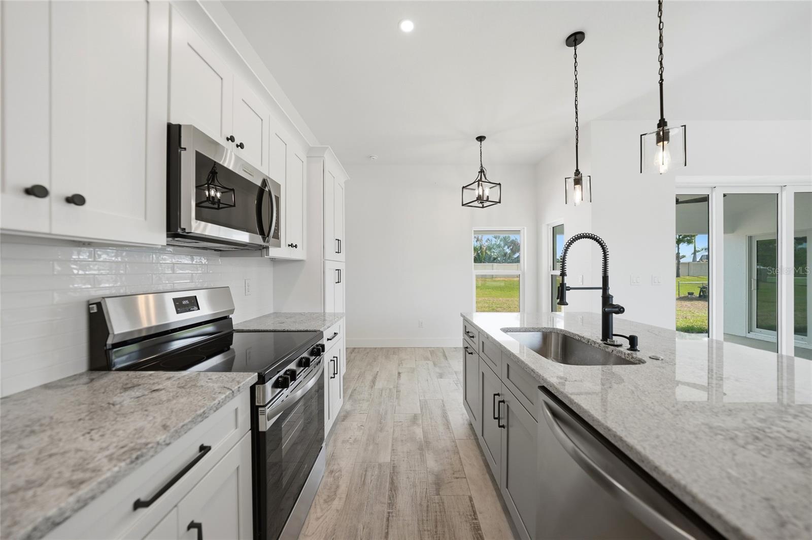 8846 SW LIVERPOOL RD, ARCADIA, FL, 34269