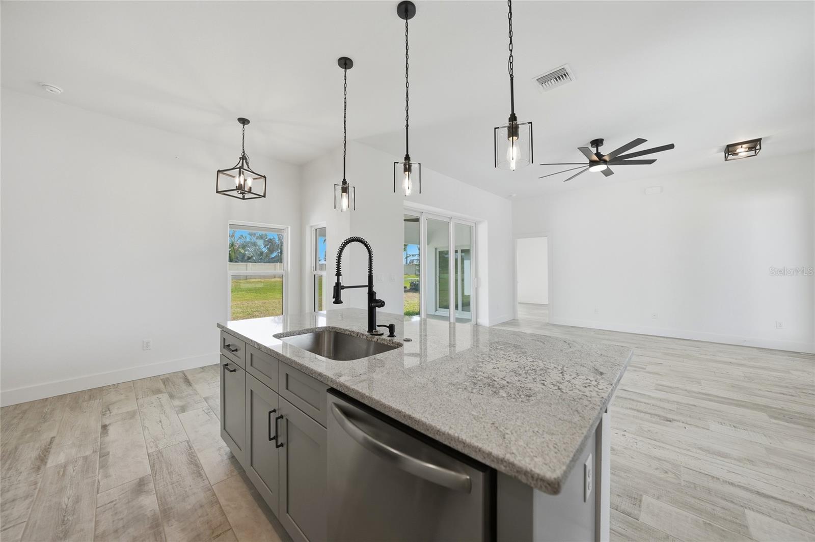 8846 SW LIVERPOOL RD, ARCADIA, FL, 34269