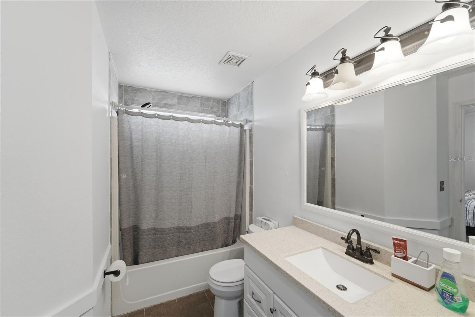 2482 E TIPTON DR, DELTONA, FL, 32738