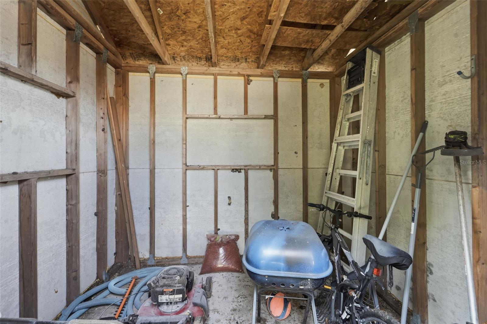 2482 E TIPTON DR, DELTONA, FL, 32738