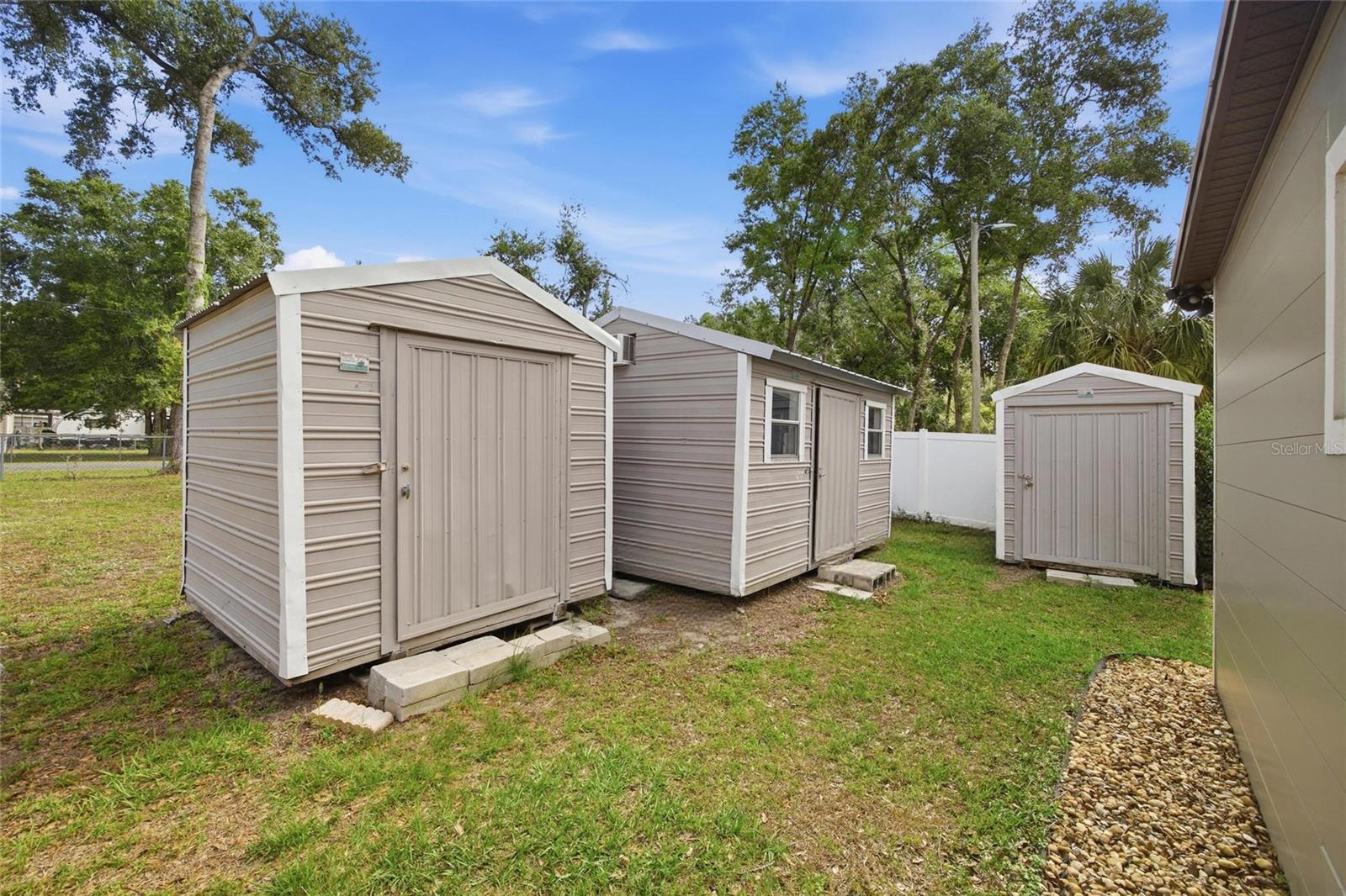 11821 GROVEWOOD AVE, THONOTOSASSA, FL, 33592
