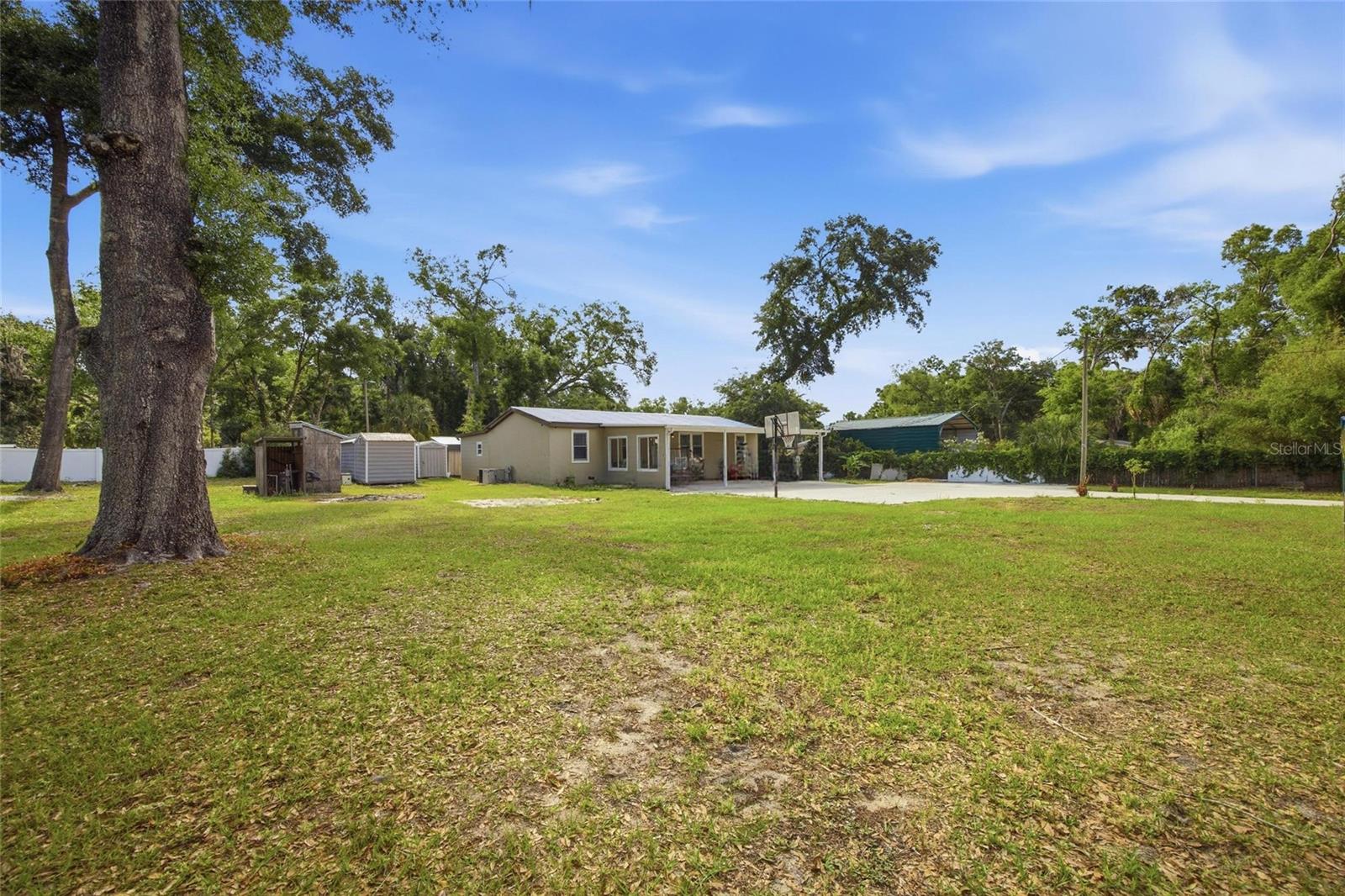 11821 GROVEWOOD AVE, THONOTOSASSA, FL, 33592