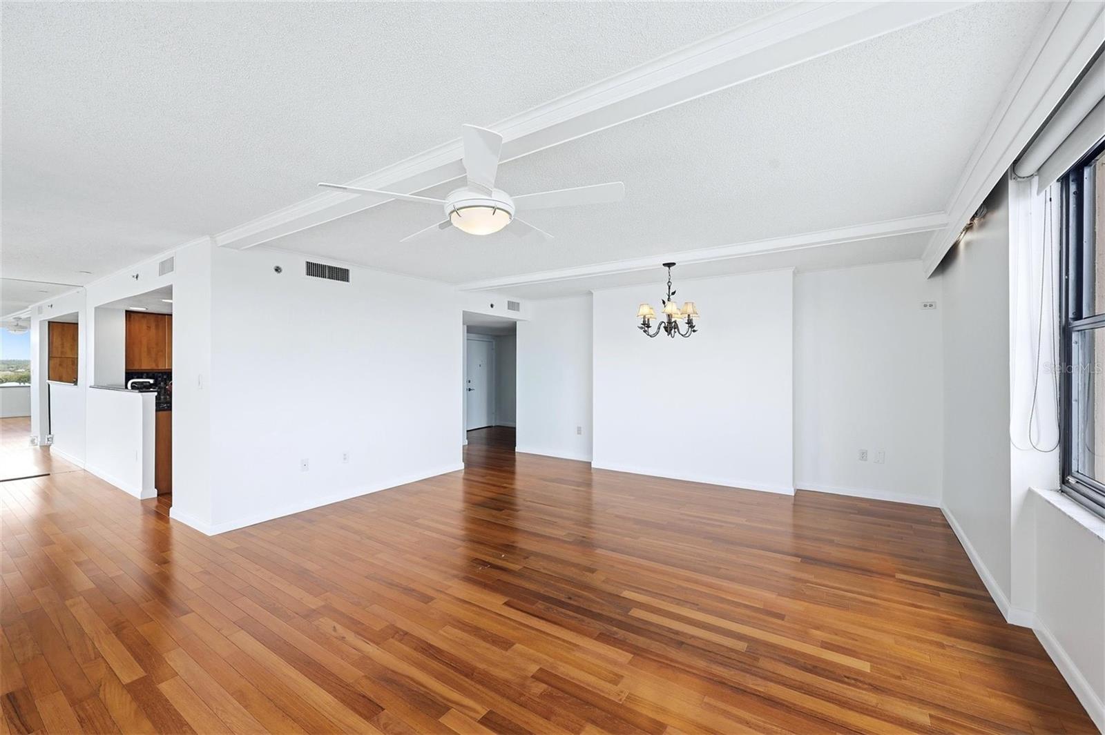 770 S PALM AVE #1501, SARASOTA, FL, 34236