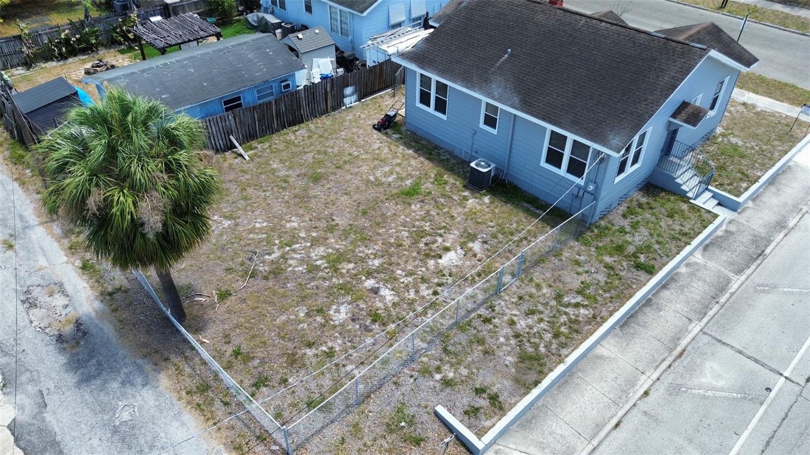 2323 W NORTH B ST, TAMPA, FL, 33609