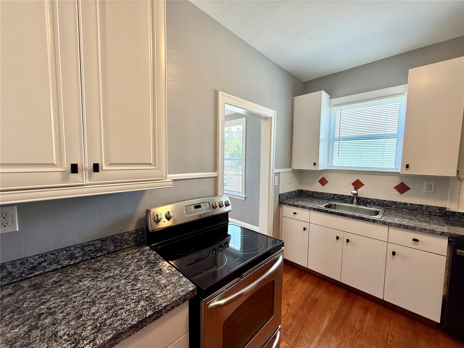 2323 W NORTH B ST, TAMPA, FL, 33609