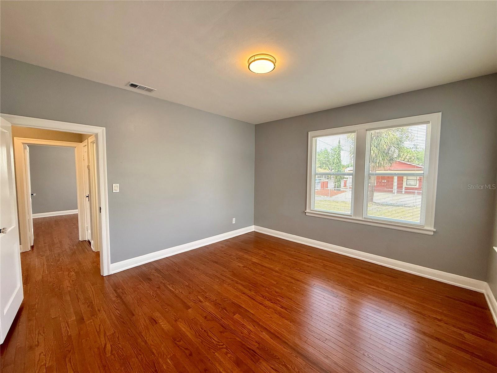 2323 W NORTH B ST, TAMPA, FL, 33609