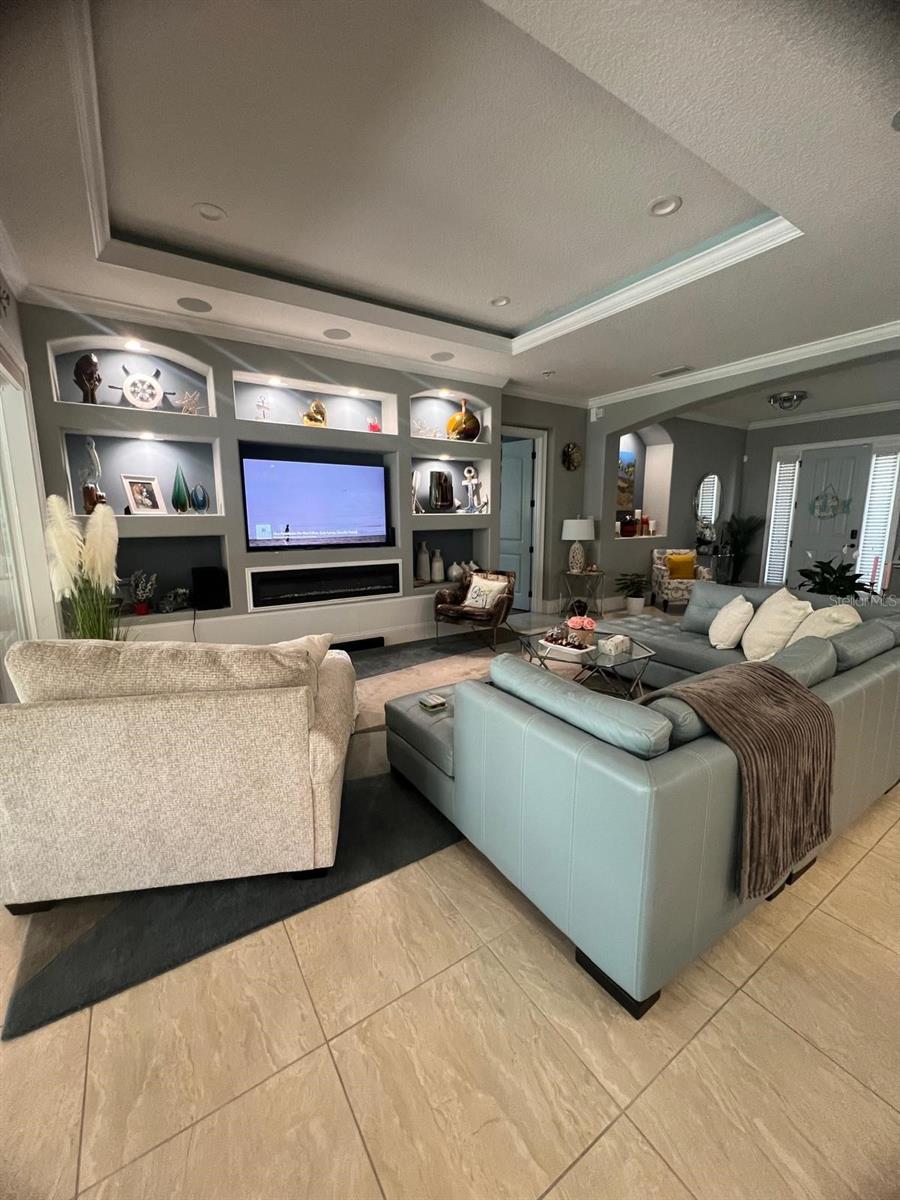 LIONSPAW GRAND TR C, DAYTONA BEACH, FL, 32124