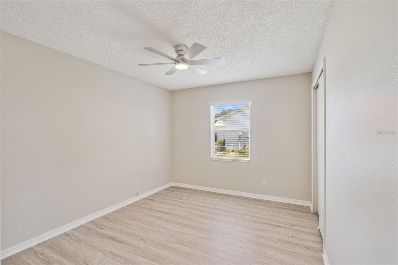 27211 RACQUET CIR, LEESBURG, FL, 34748