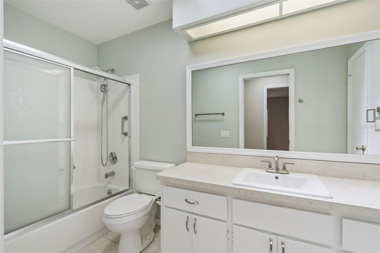 27211 RACQUET CIR, LEESBURG, FL, 34748