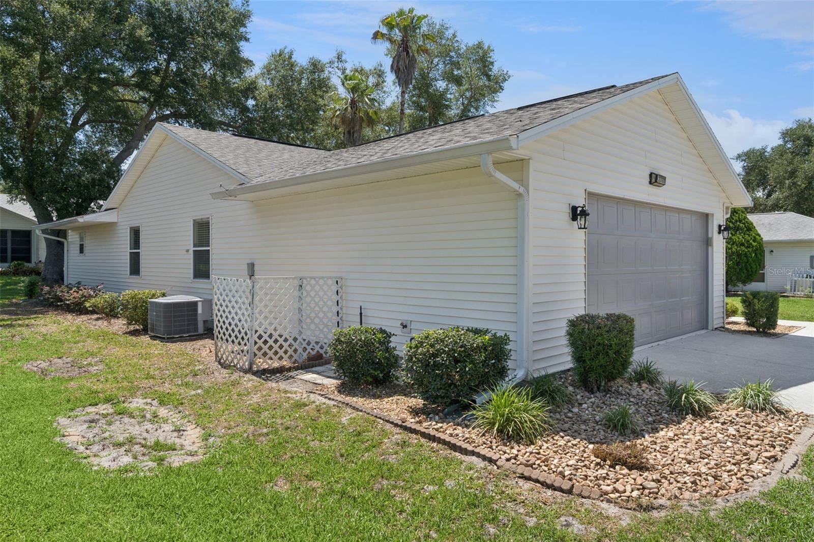27211 RACQUET CIR, LEESBURG, FL, 34748