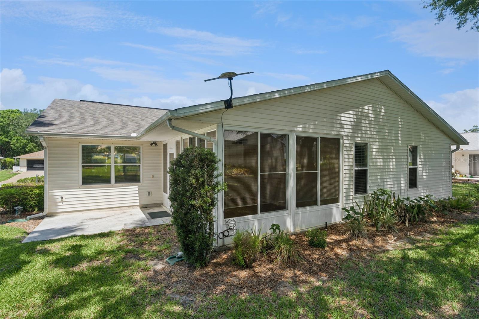 27211 RACQUET CIR, LEESBURG, FL, 34748