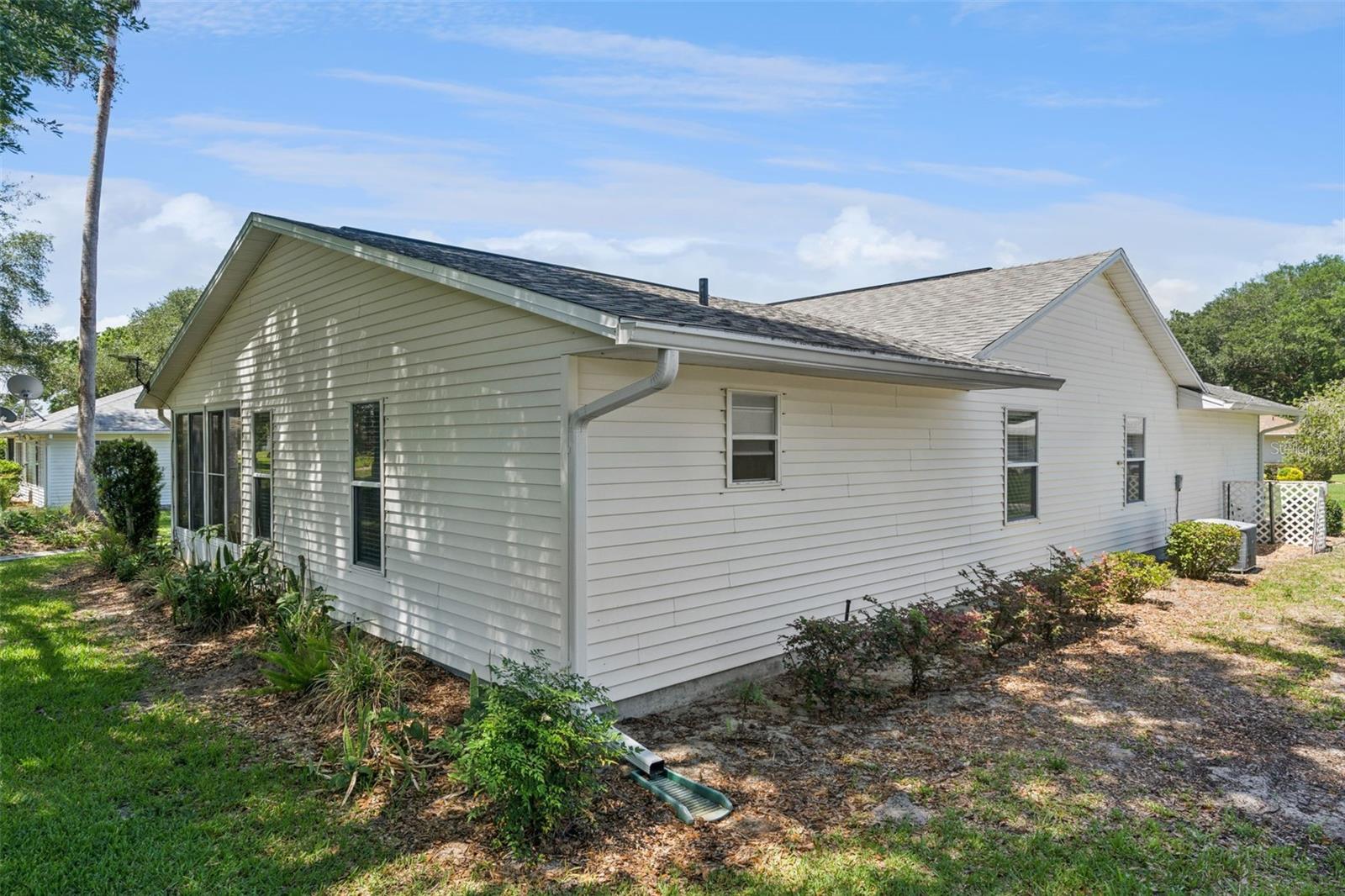 27211 RACQUET CIR, LEESBURG, FL, 34748