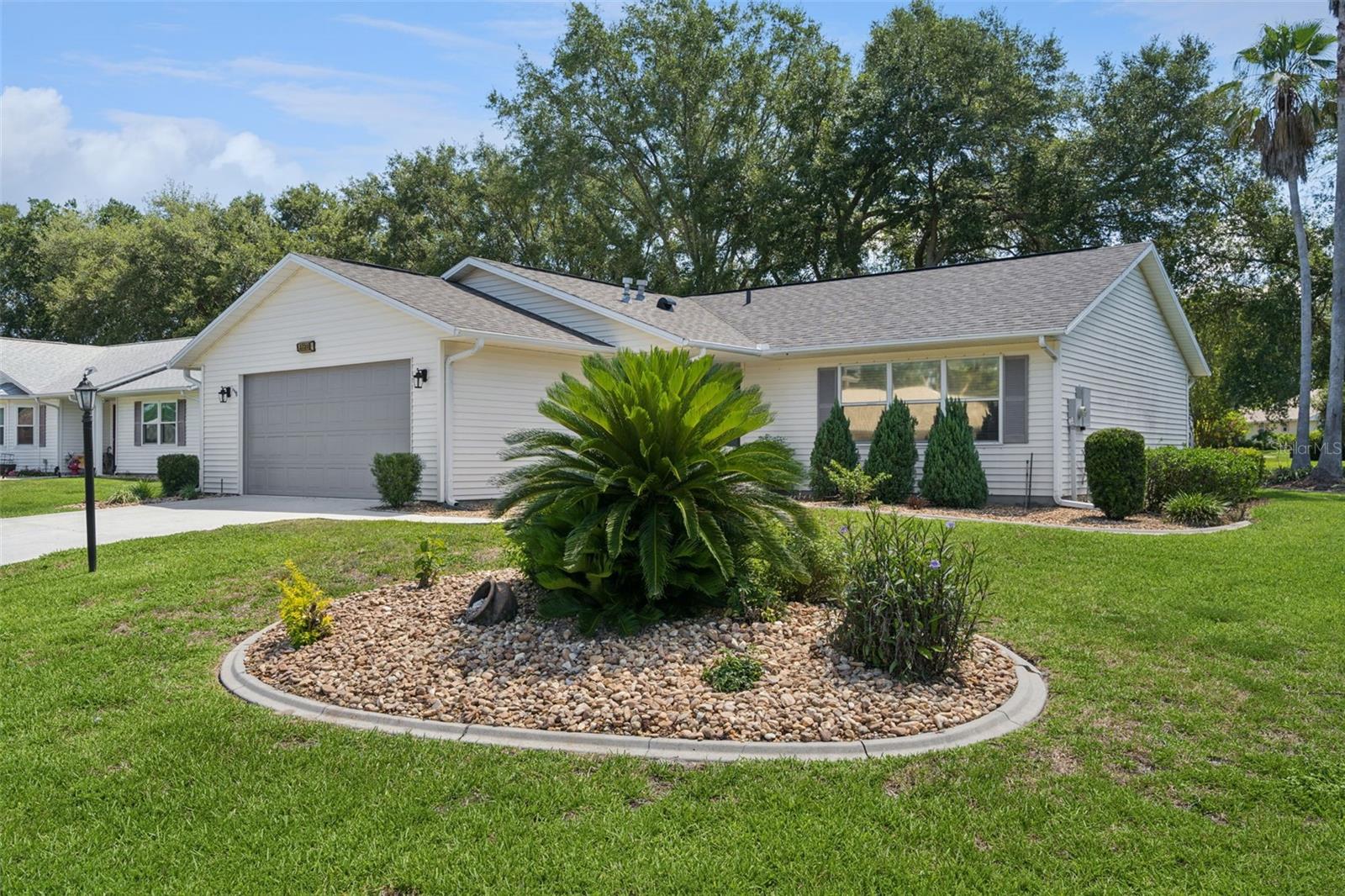 27211 RACQUET CIR, LEESBURG, FL, 34748