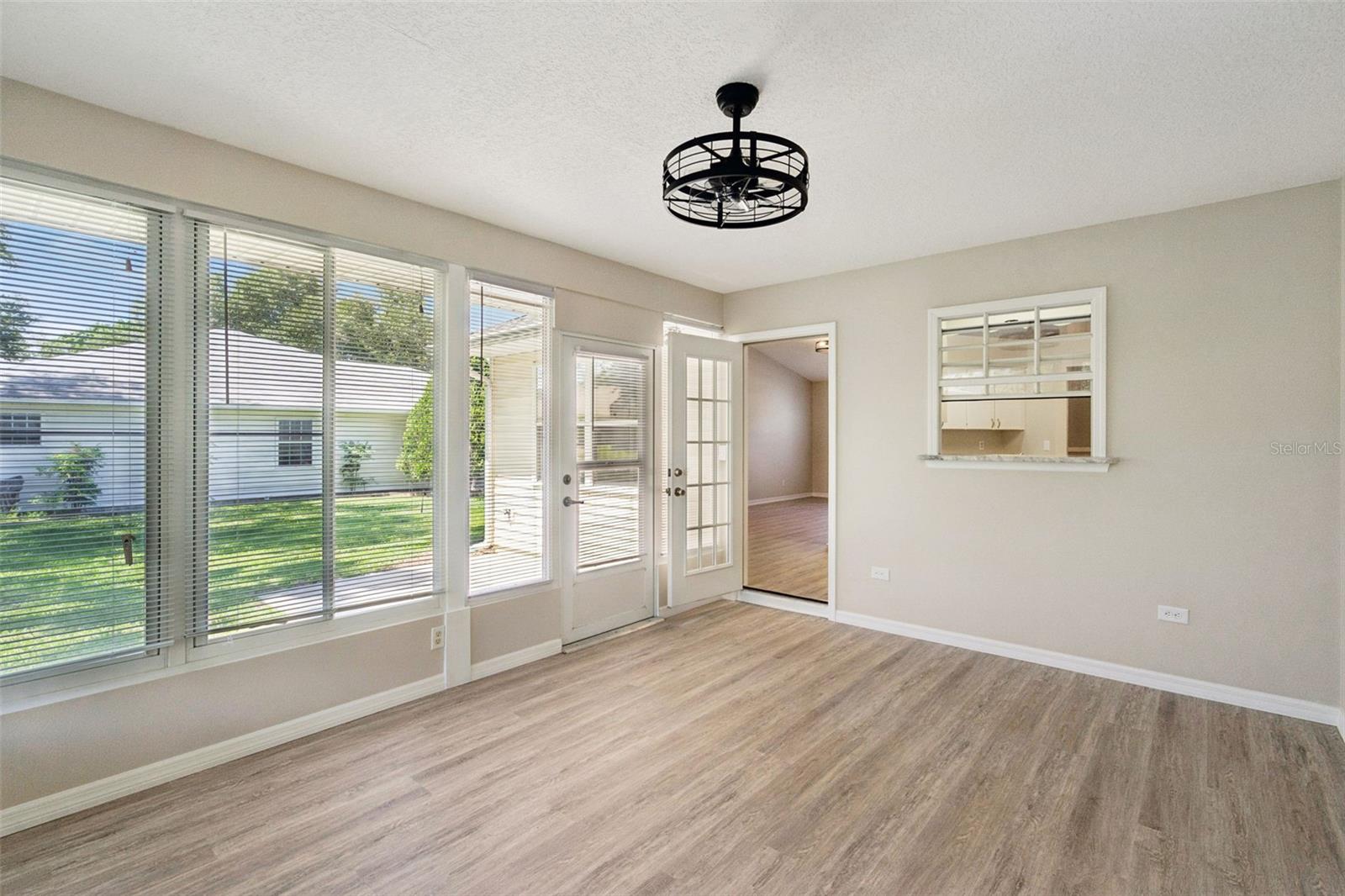 27211 RACQUET CIR, LEESBURG, FL, 34748
