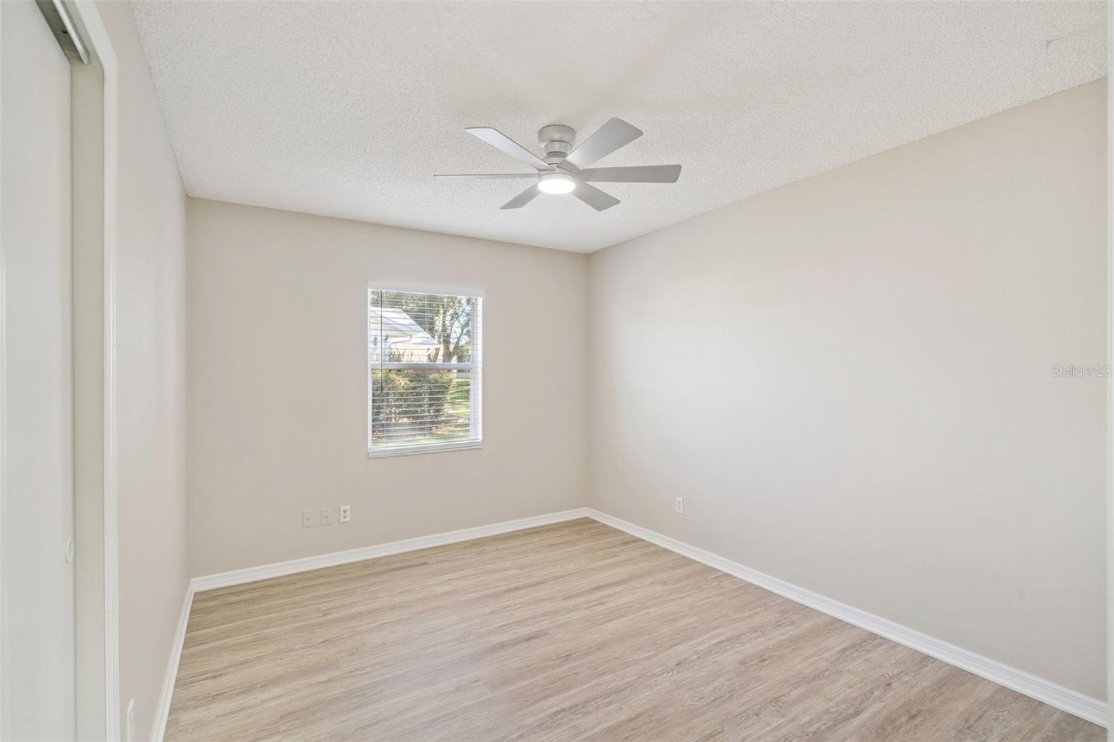 27211 RACQUET CIR, LEESBURG, FL, 34748