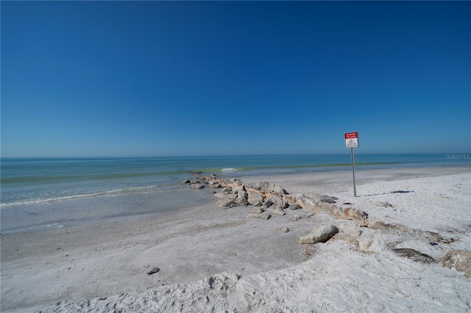 8640 W GULF BLVD, TREASURE ISLAND, FL, 33706