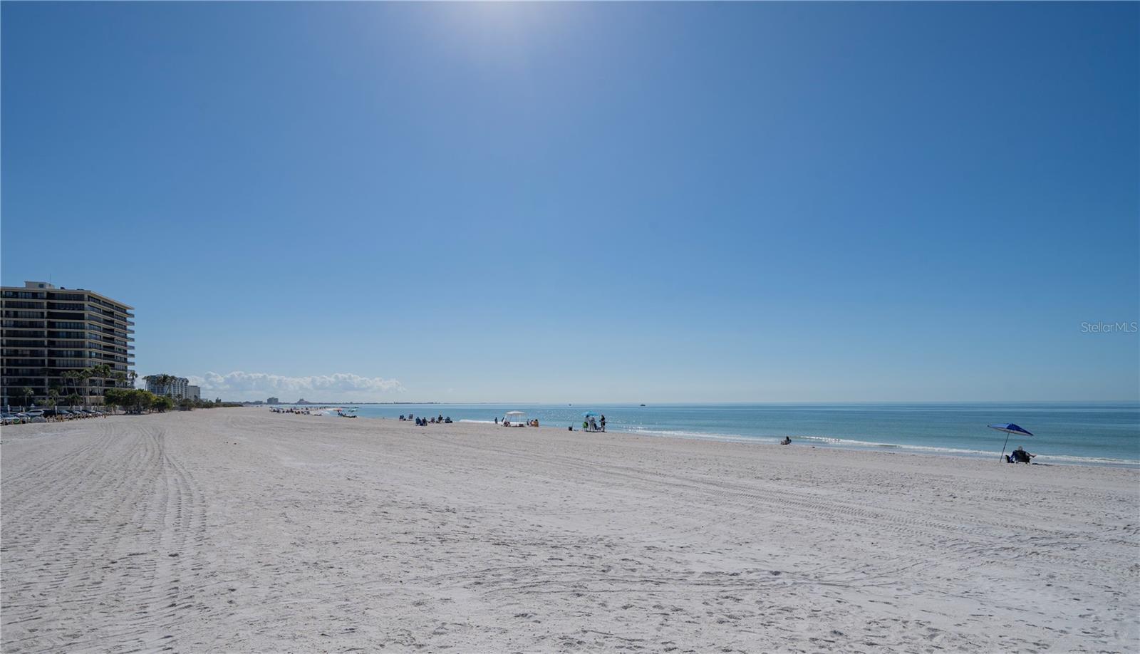 8640 W GULF BLVD, TREASURE ISLAND, FL, 33706