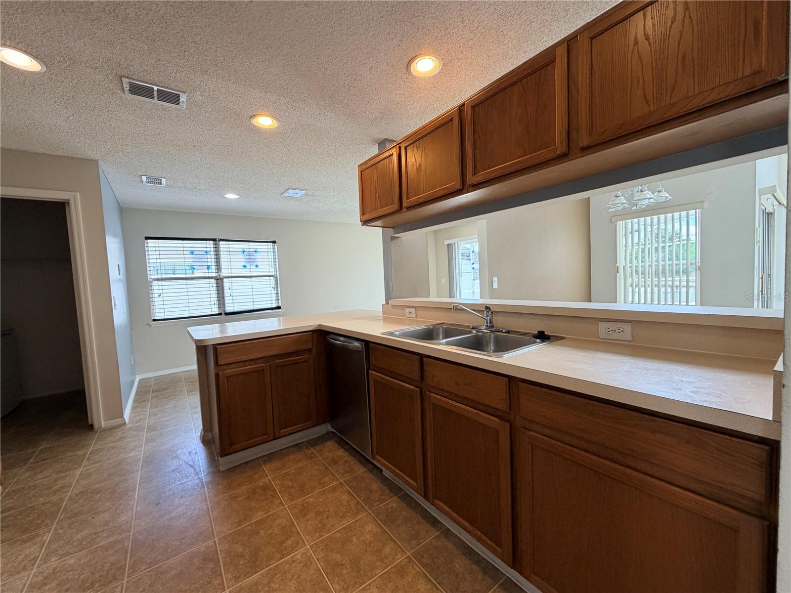 1214 TIMBERBEND CIR, ORLANDO, FL, 32824